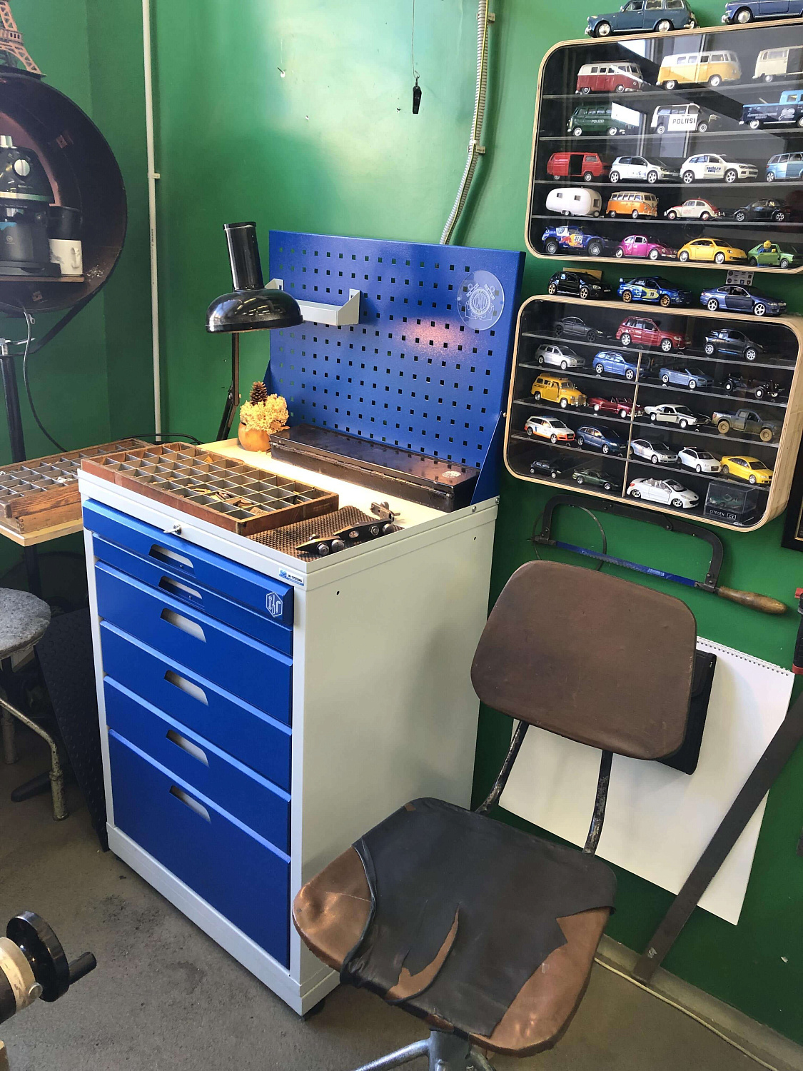 ER-00022567 Тумба инструментальная ERGO XM 07.2 900x700x550 мм